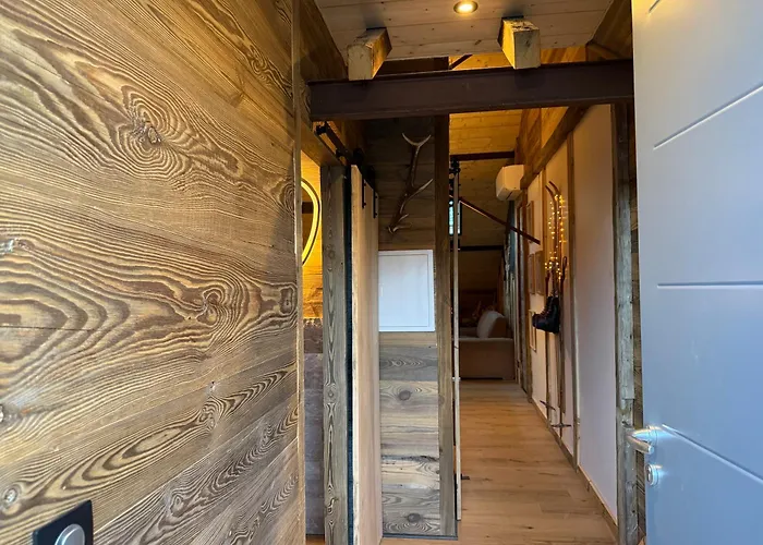 Le Refuge Апартаменты *